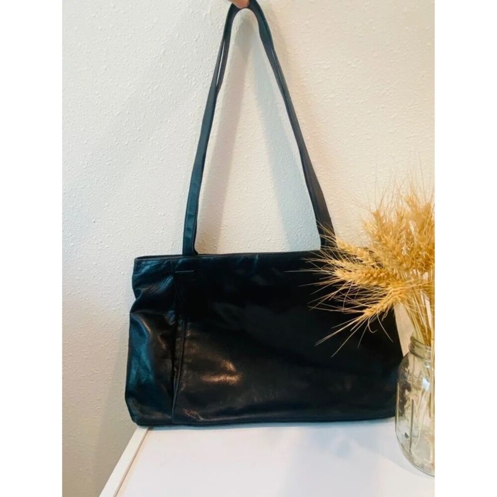 Perlina Leather Tote Bag Purse Black 18” Women's with lock charm